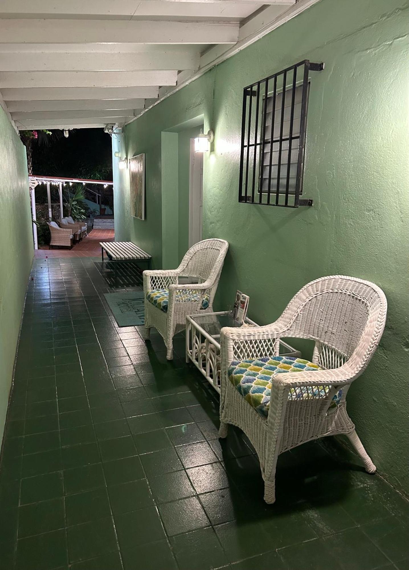 The Green Iguana Hotel Charlotte Amalie Luaran gambar